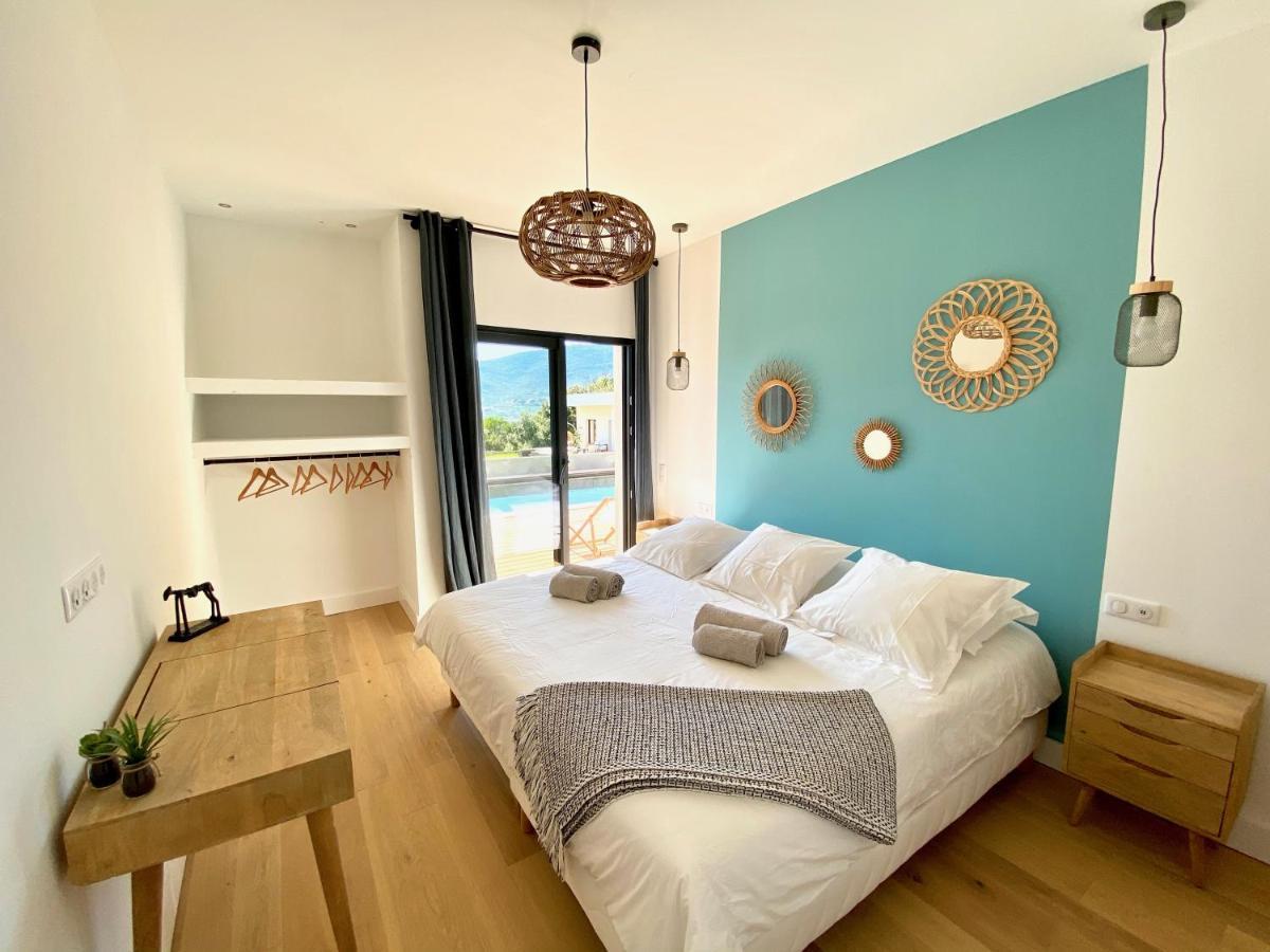 Villas De Standing Avec Magnifique Vue Mer Et Piscines Privees, Sagone 사공 외부 사진