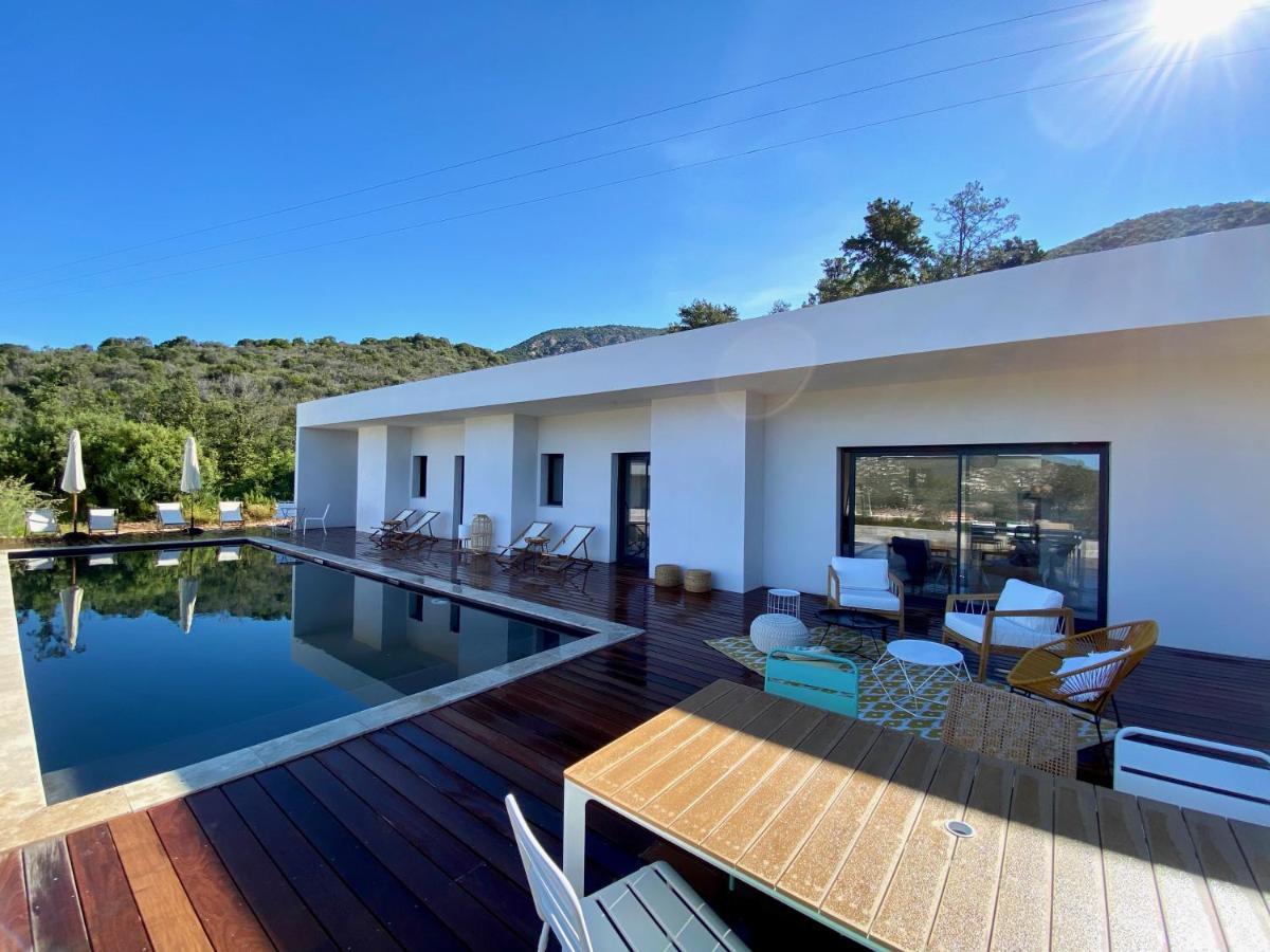 Villas De Standing Avec Magnifique Vue Mer Et Piscines Privees, Sagone 사공 외부 사진