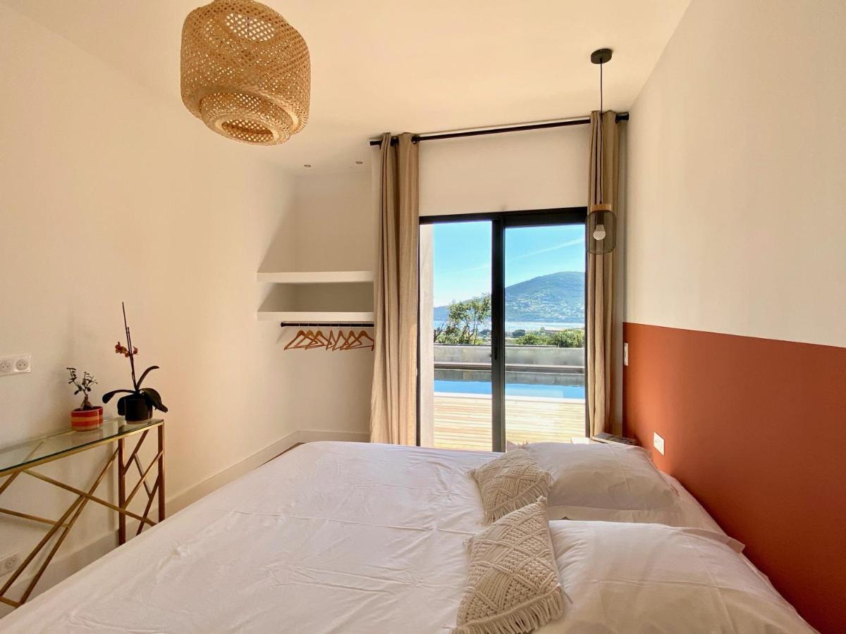 Villas De Standing Avec Magnifique Vue Mer Et Piscines Privees, Sagone 사공 외부 사진
